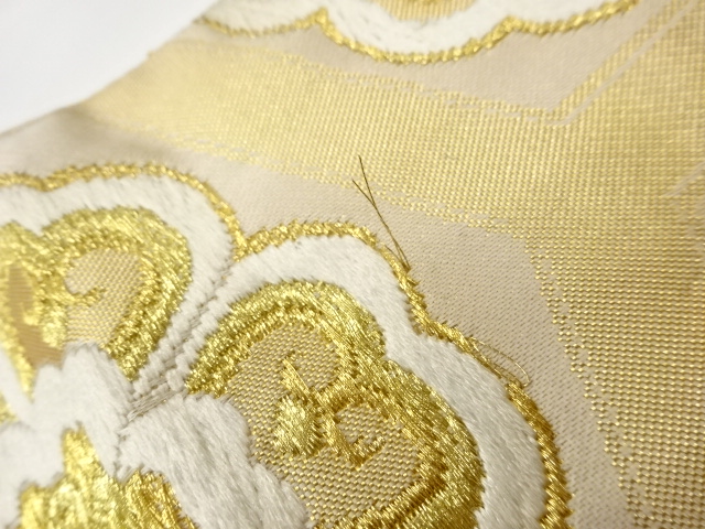  亀甲に華紋模様織出し袋帯